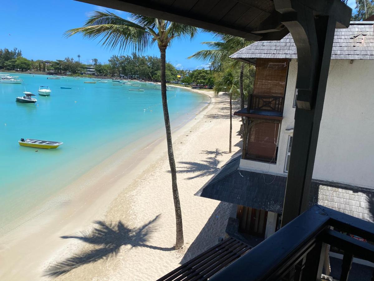 Grand Baie Beach Penthouse Экстерьер фото