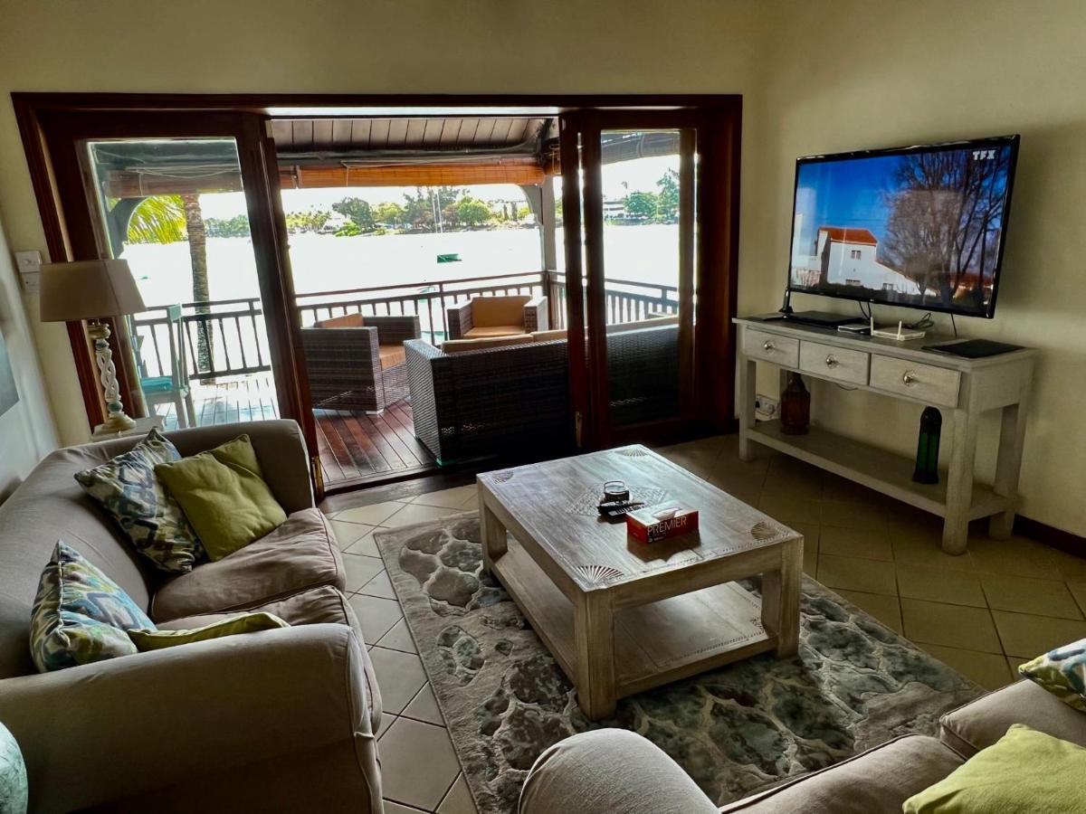 Grand Baie Beach Penthouse Экстерьер фото
