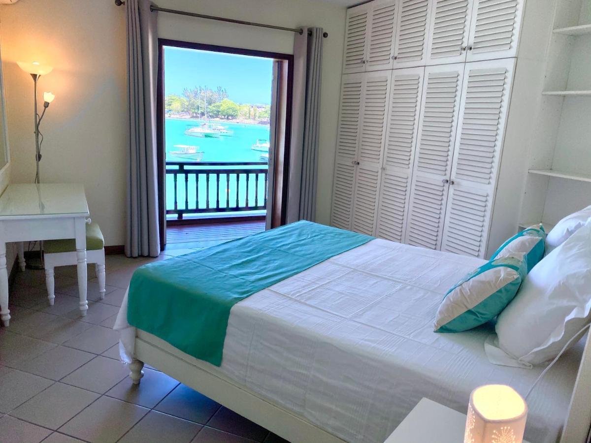 Grand Baie Beach Penthouse Экстерьер фото